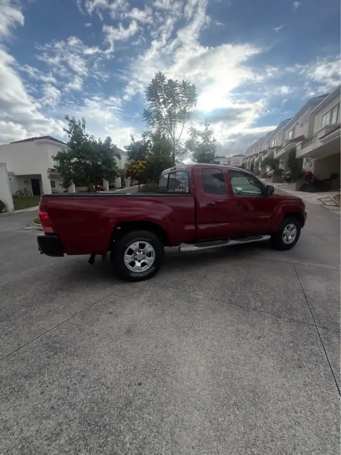 2005 Toyota Tacoma — 5
