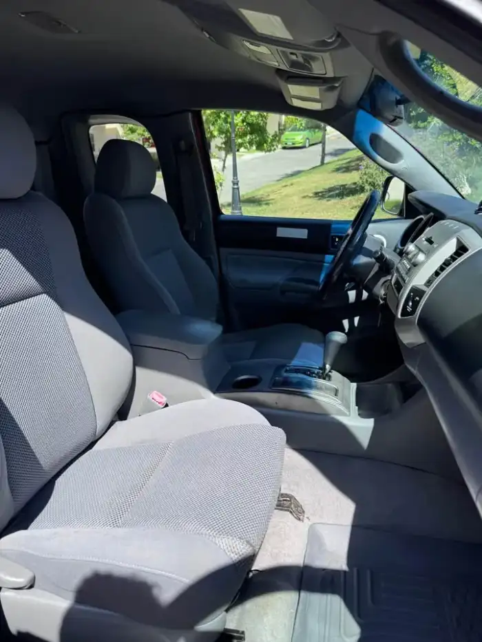 2005 Toyota Tacoma — 7