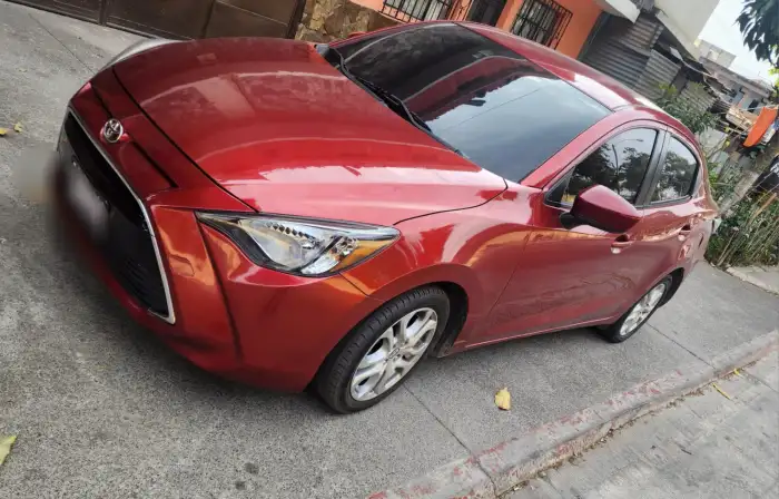 2017 Toyota YARIS iA — 3