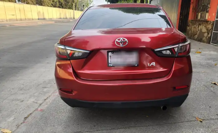 2017 Toyota YARIS iA — 4