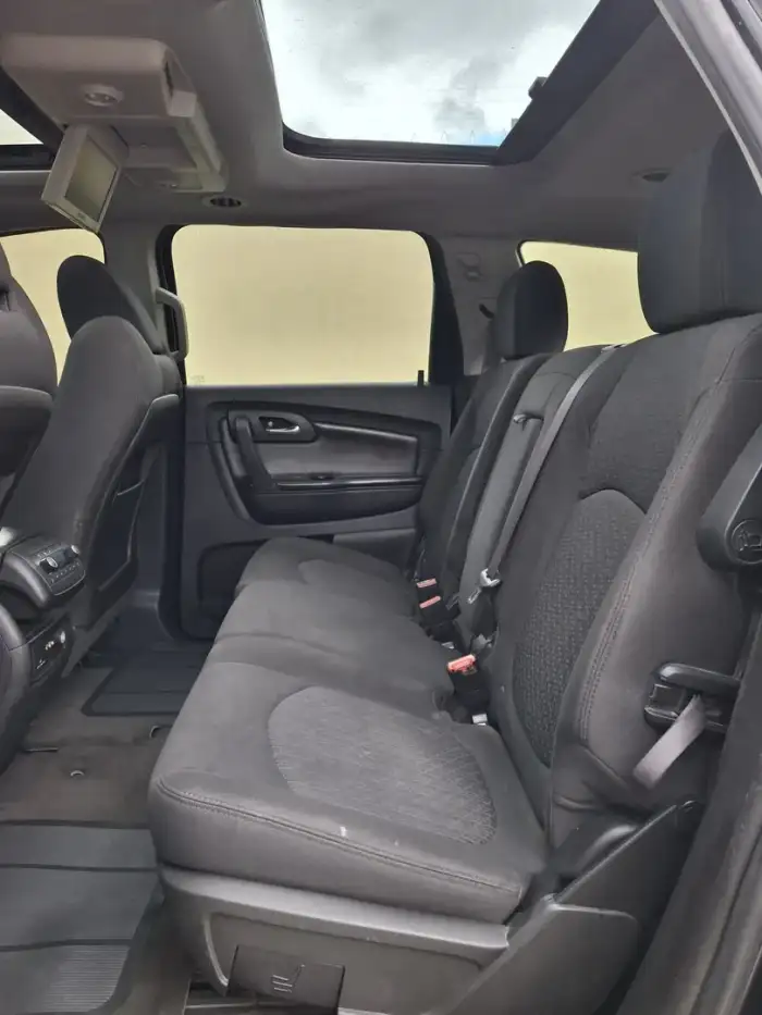 2011 Chevrolet traversse — 7