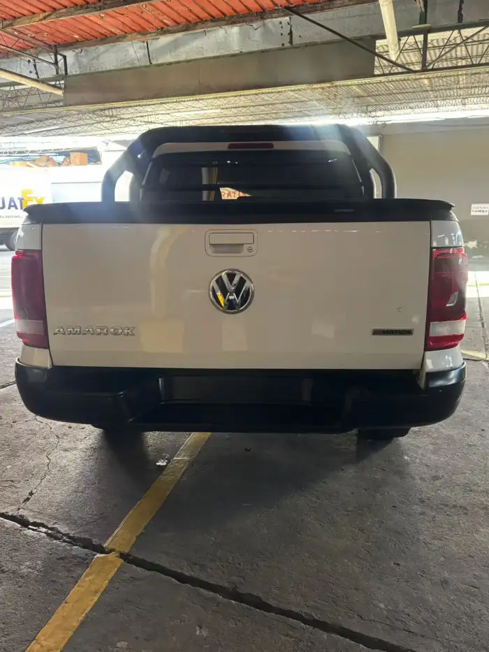 2020 Volkswagen AMAROK 2020 42154 DE AGENCIA FUERZA CONFORT Y PRESTIGIO — 5