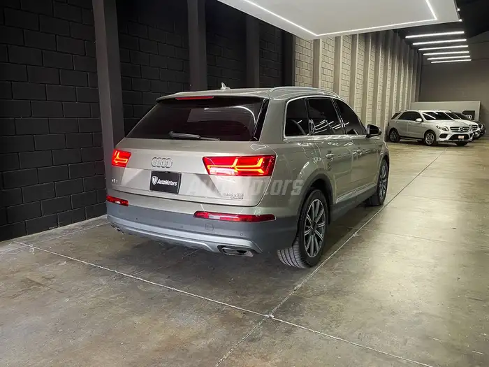 2016 Audi Q7 — 2