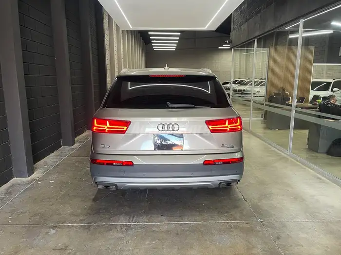2016 Audi Q7 — 4