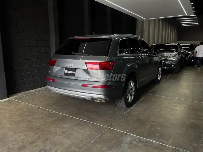 2017 Audi Q7 — 2