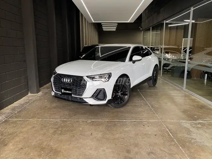 2022 Audi Q3 — 1