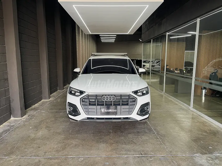 2022 Audi Q5 — 2