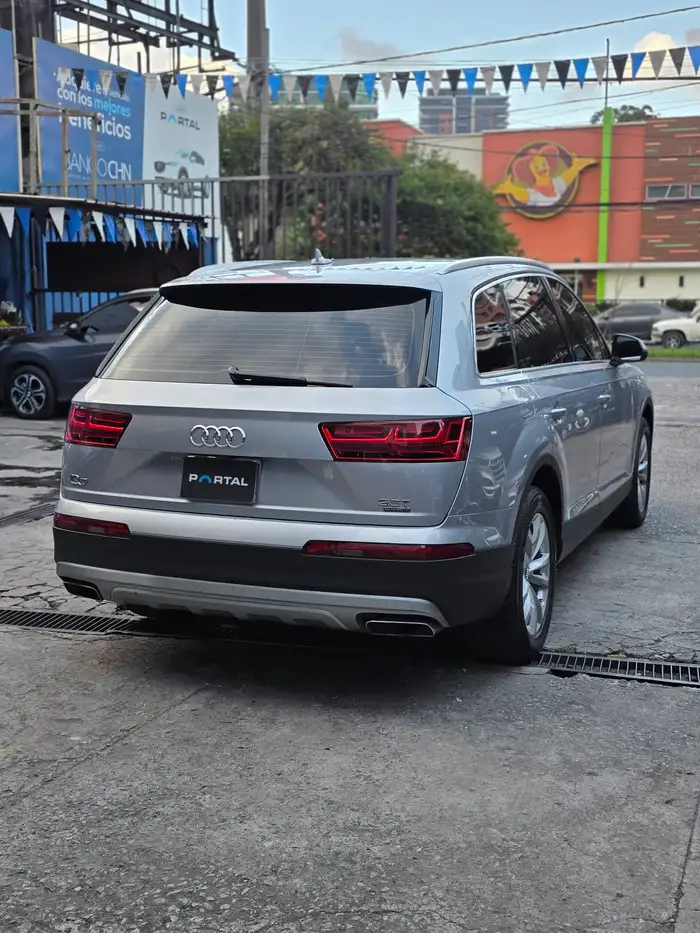 2018 Audi Q7 — 3