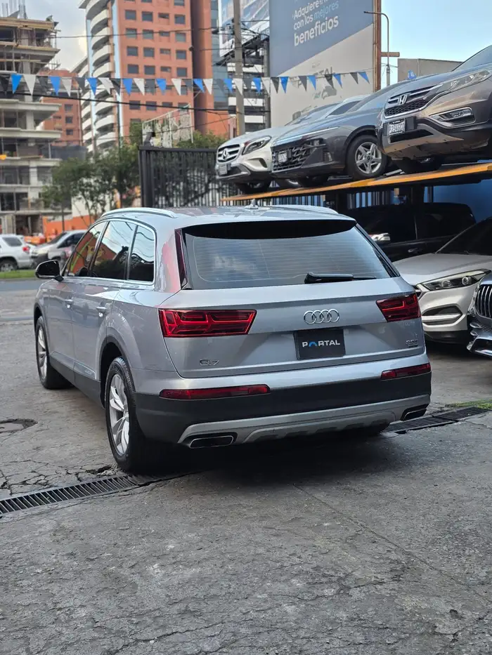 2018 Audi Q7 — 4
