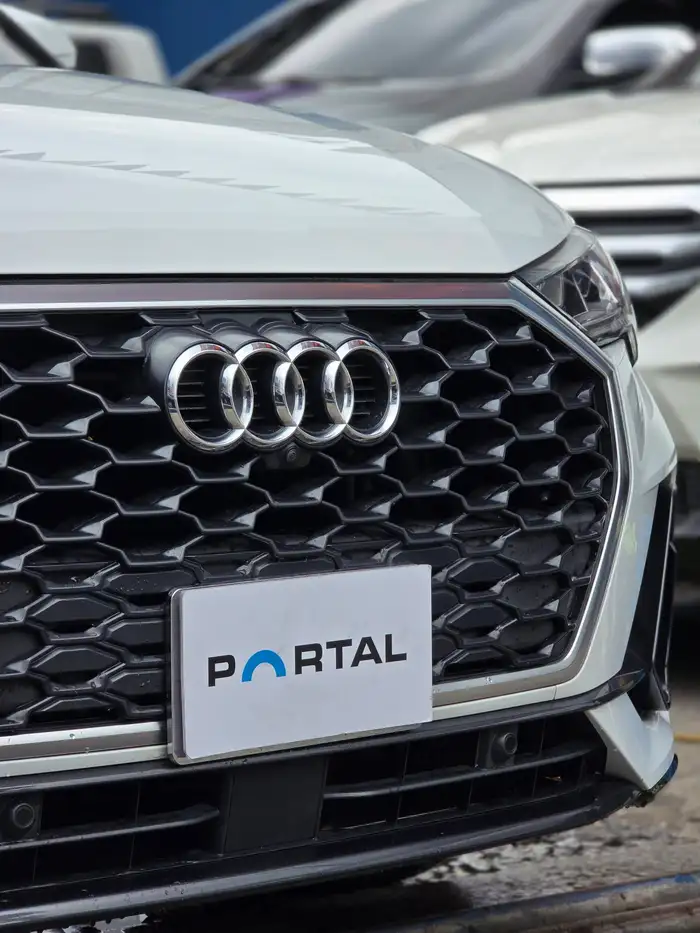2022 Audi Q3 — 3