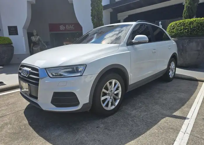 2016 Audi Q3 — 1