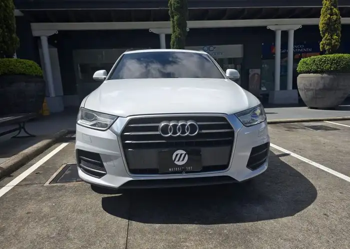 2016 Audi Q3 — 2