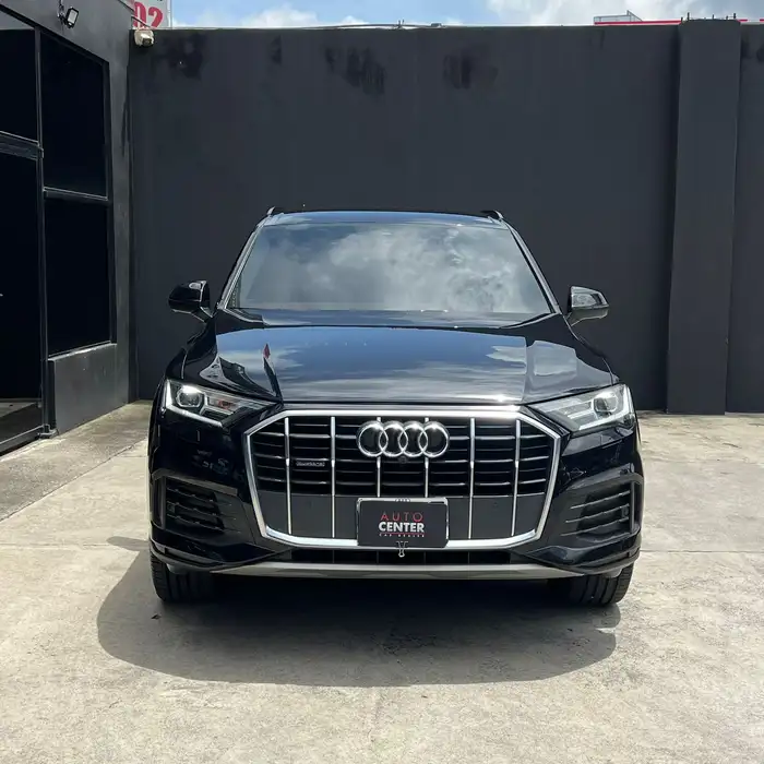 2021 Audi Q7 — 2