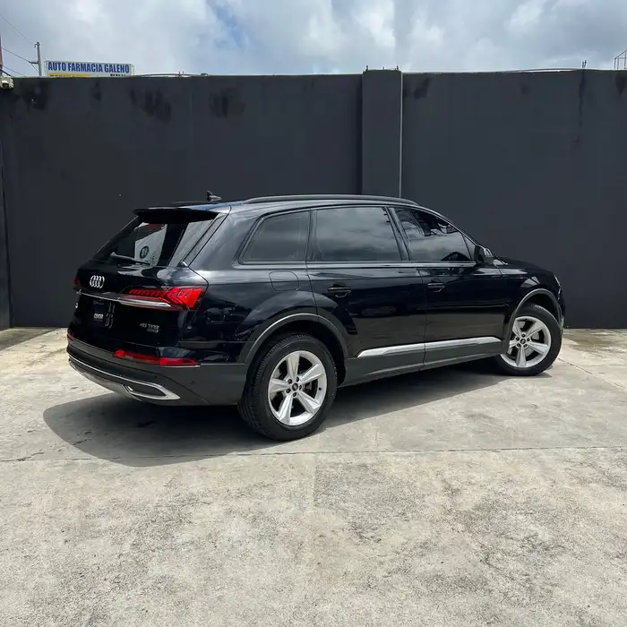 2021 Audi Q7 — 4