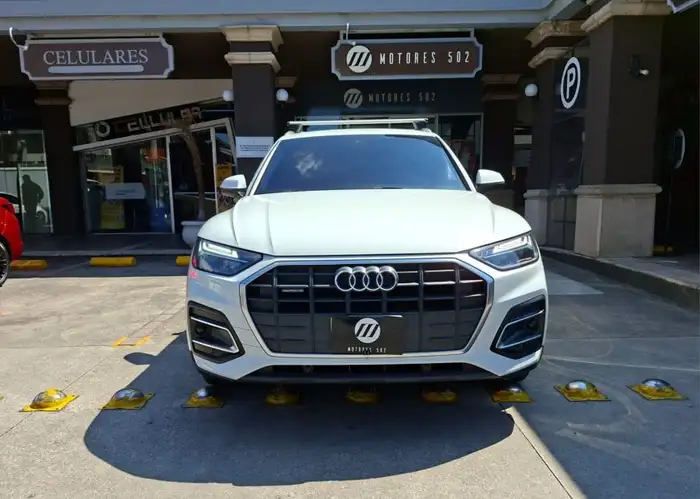 2022 Audi Q5 — 2