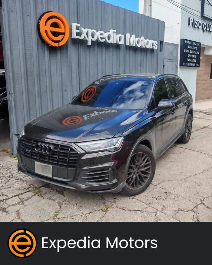 2023 Audi Q7 — 1
