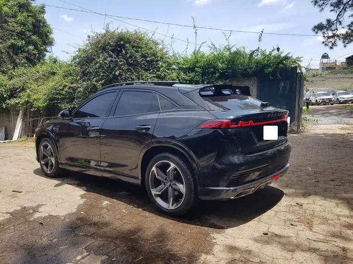 2024 Bestune B70S — 4