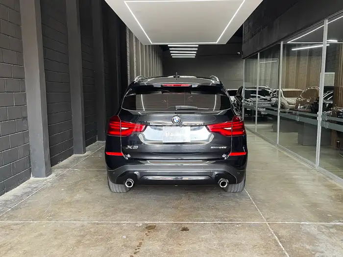 2021 BMW X3 — 4