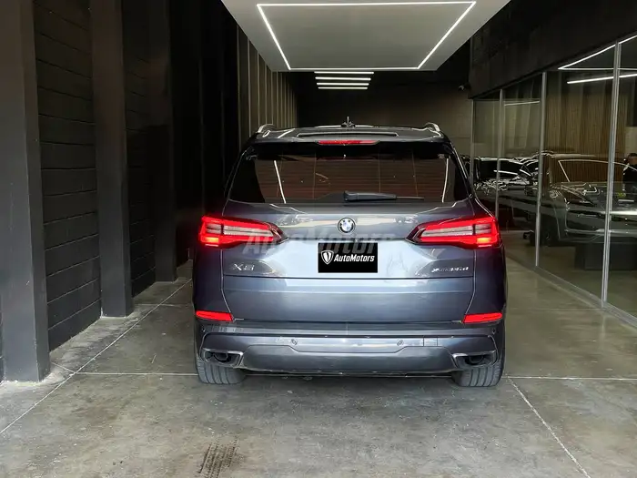 2022 BMW X5 — 4