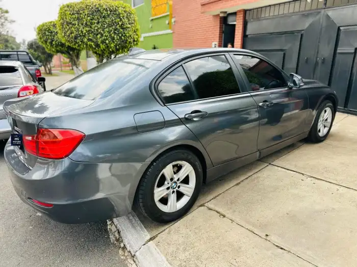 2013 BMW 320i — 4