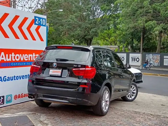 2017 BMW X3 — 4