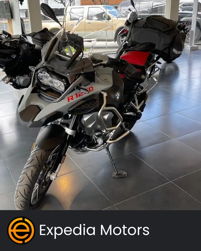2022 BMW GS — 4