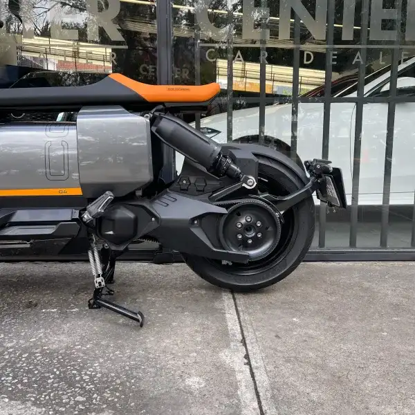 2022 BMW CENTURY — 3