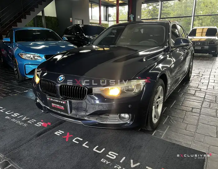 2013 BMW 320i — 3
