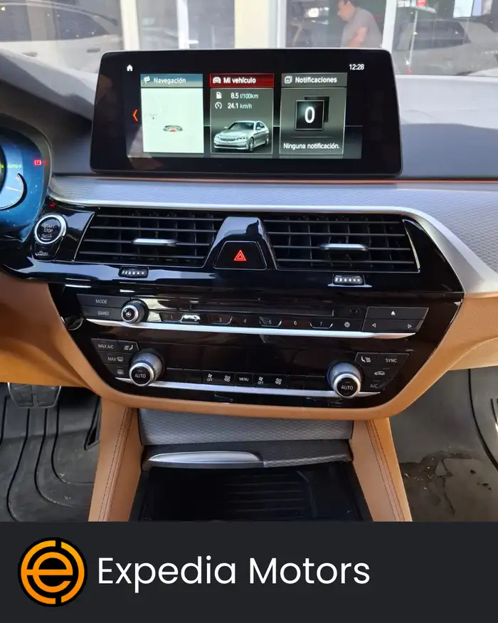 2018 BMW SERIE 5 — 3