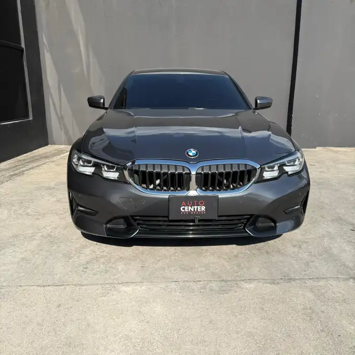 2020 BMW 330i — 2