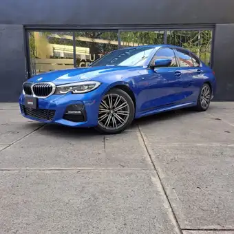 2022 BMW 330i