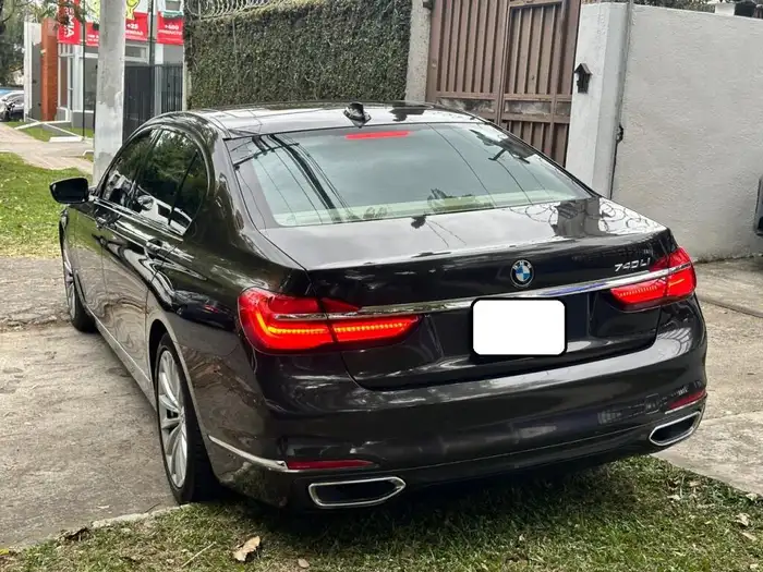 2016 BMW SERIE 7 — 4