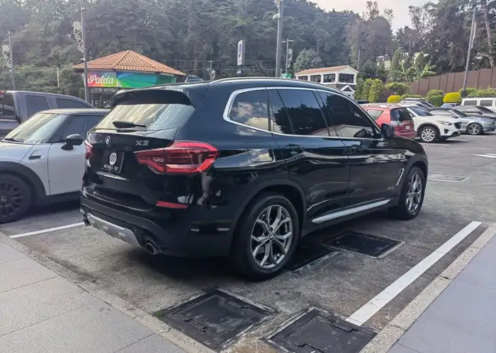 2018 BMW X3 — 4