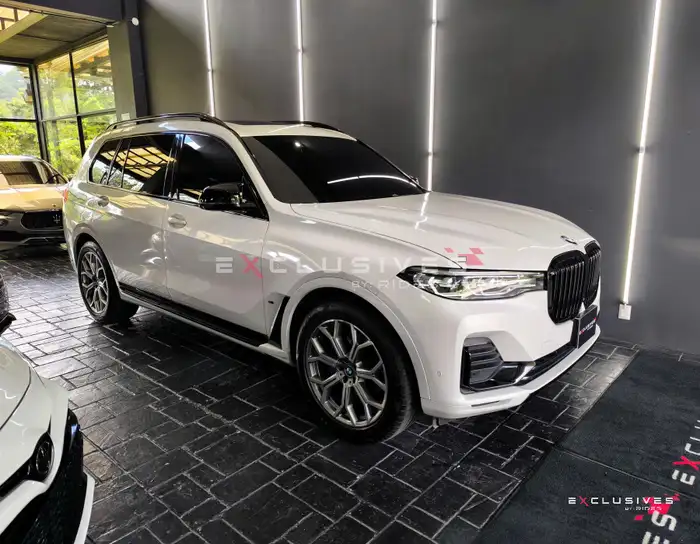 2020 BMW X7 — 1