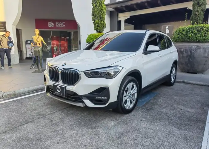 2022 BMW X1 — 1