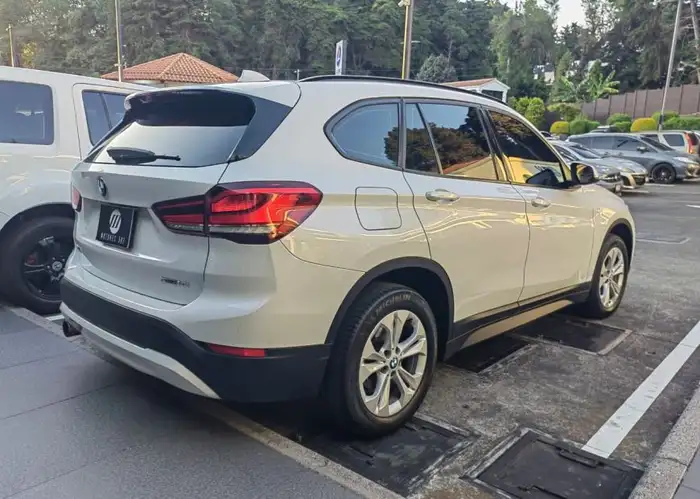 2022 BMW X1 — 3