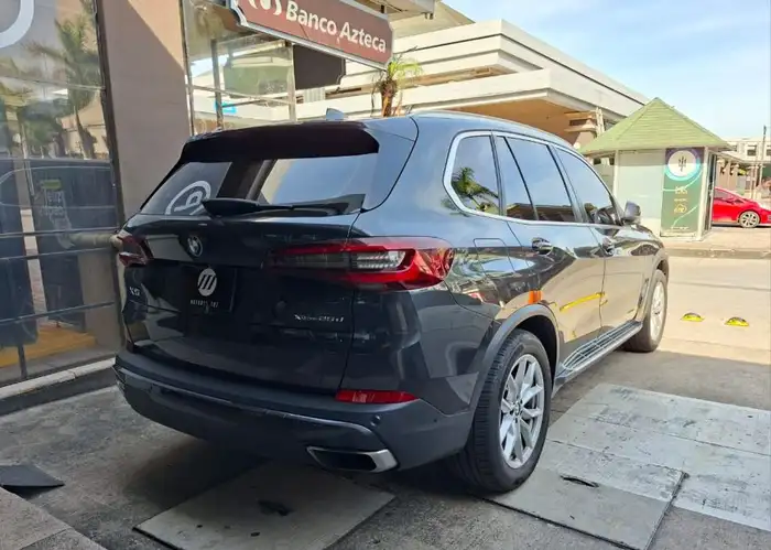 2022 BMW X5 — 4