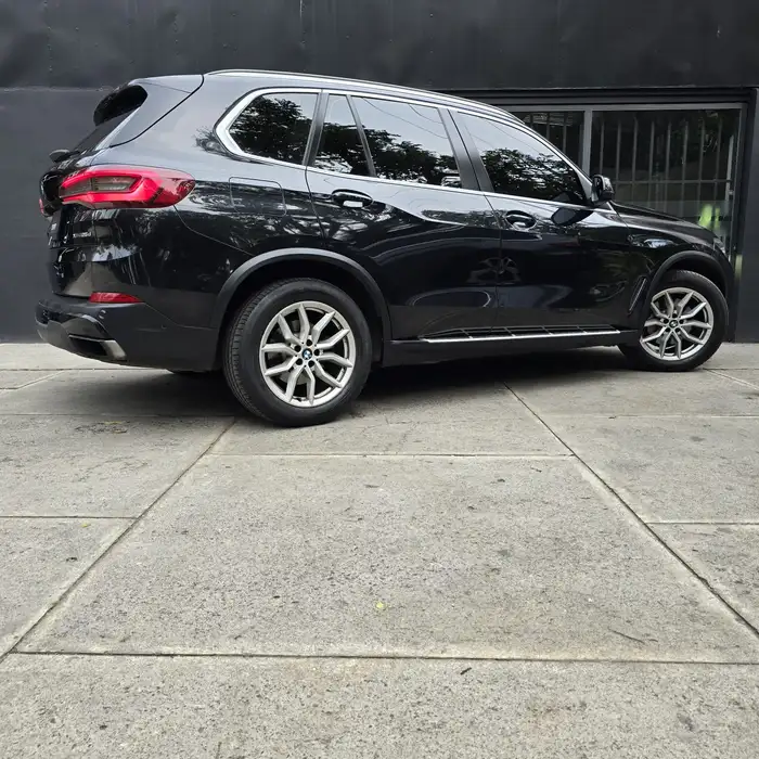 2022 BMW X5 — 4