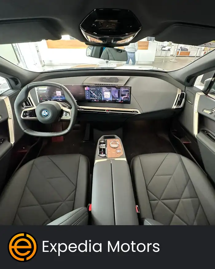 2023 BMW CL — 4