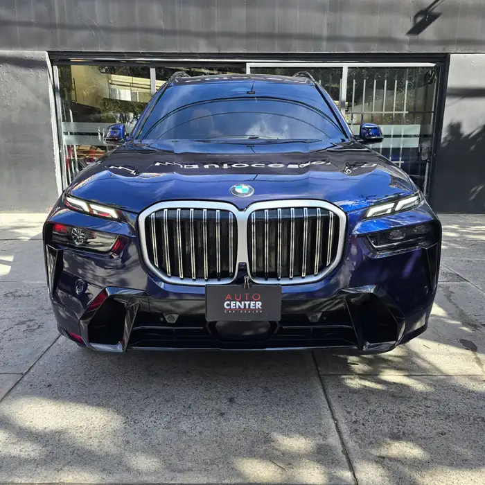2024 BMW X7 — 2