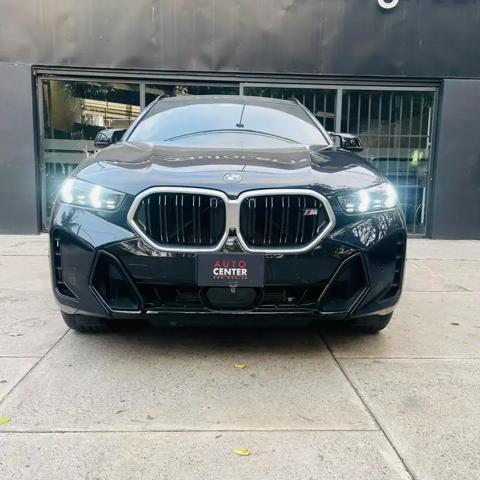 2025 BMW X6 — 2