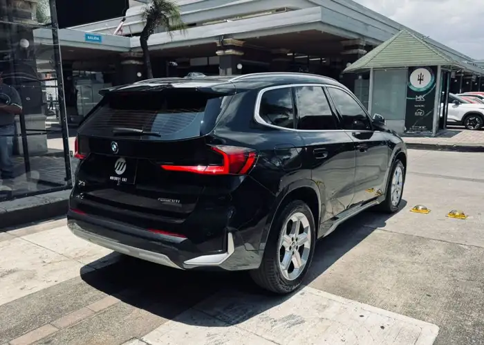 2025 BMW X1 — 4