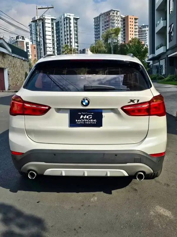 2017 BMW X1 — 3