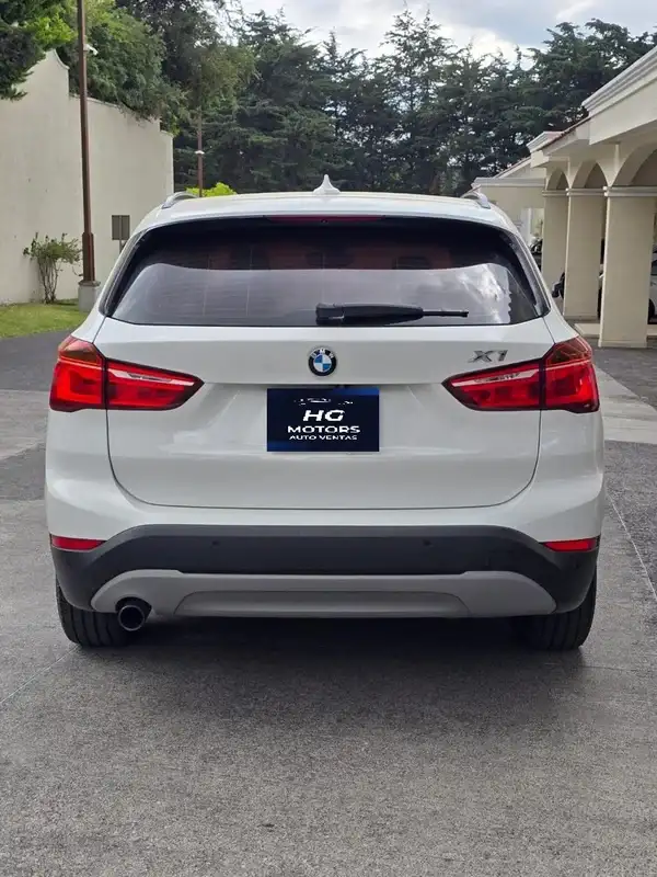 2018 BMW X1 — 3