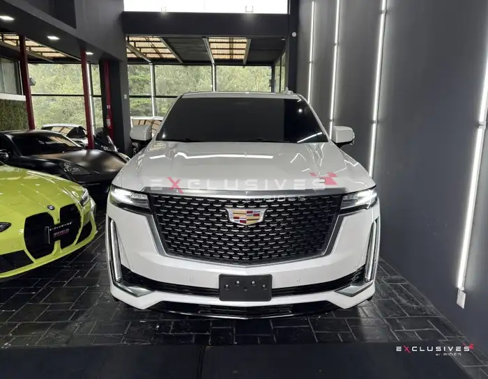 2023 Cadillac ESCALADE — 2