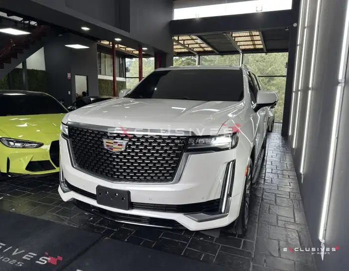 2023 Cadillac ESCALADE — 3