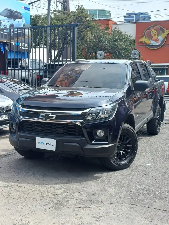 2022 Chevrolet Colorado — 2