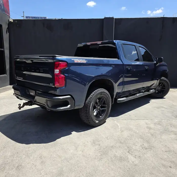 2021 Chevrolet Silverado — 4