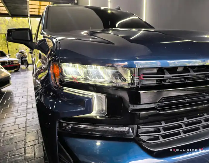 2021 Chevrolet Silverado — 4
