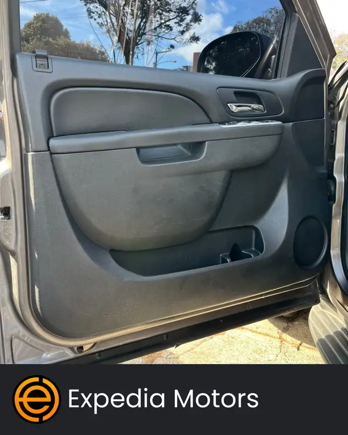 2012 Chevrolet Tahoe — 3